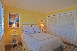 Guest-Bedroom-West-small