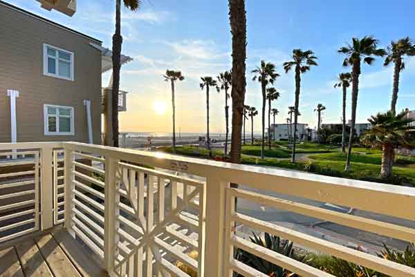 Beach House Hotel condo at 1300 The Strand Hermosa Beach sold by Keith Kyle