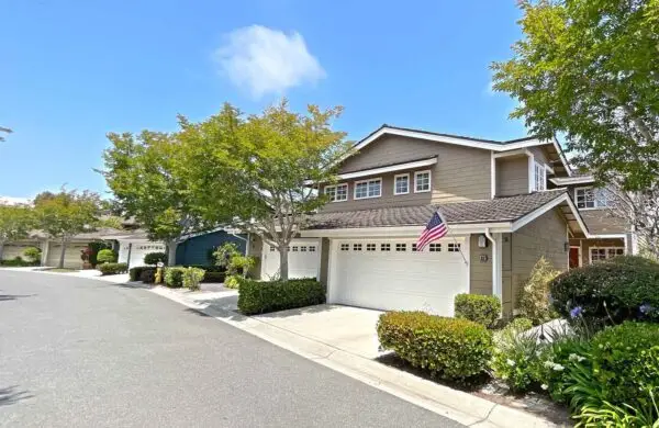 Gated community of Manhattan Village