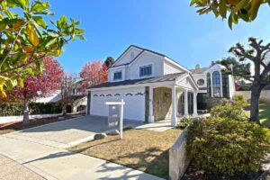 6 Village Circle Manhattan Village