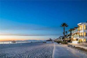beachfront home at 708 The Strand in Manhattan Beach
